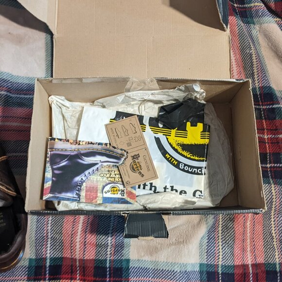 Dr Martens Oxfords/Low Boots UK 7 US 8 #8312 made in England - Picture 4 of 12